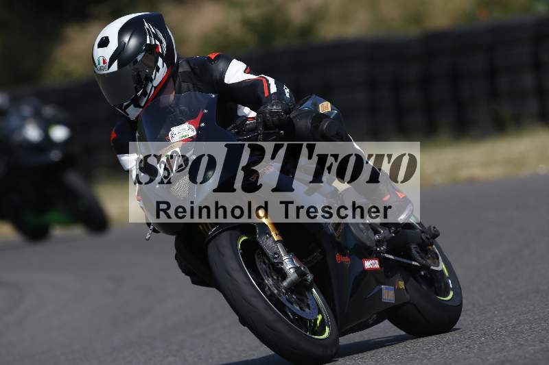 /Archiv-2023/28 05.06.2023 Moto Club Anneau du Rhin/vert-medium/32